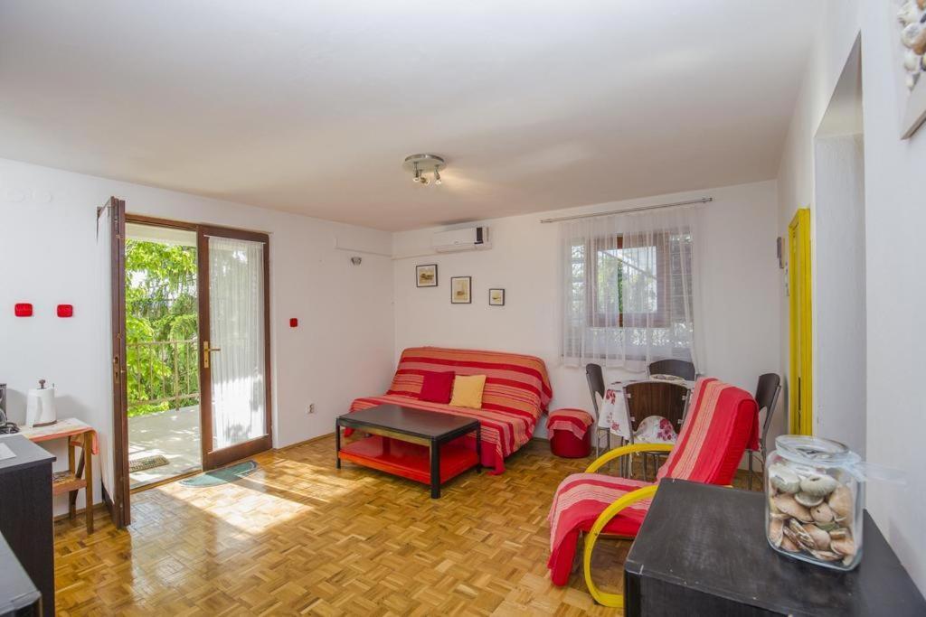 Apartman Laurus Malinska Exterior foto